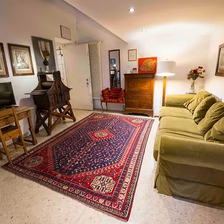 Navonaloft * רומא