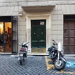 Navonaloft Apartman